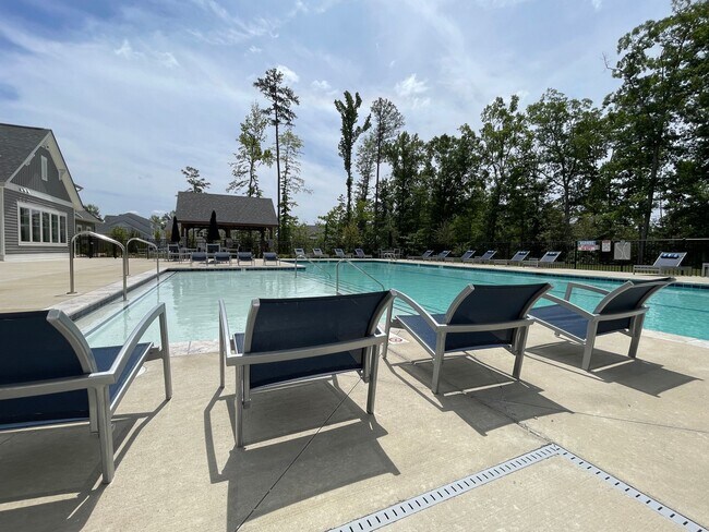 Building Photo - Heron | 3 Bed 2.5 Bath | Garage | 1800 sf | from $2759 All-Inclusive Rent Pricing | 6, 7, 8, 9, 1...