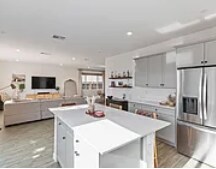 Building Photo - 2755 N Vahe Ave