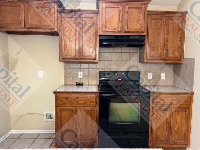 Building Photo - Home Sweet Home- Move In Special!!!!