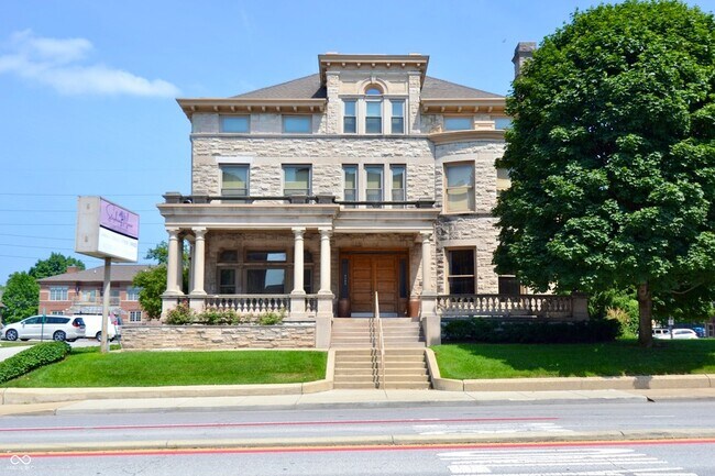 Building Photo - 2105 N Meridian St