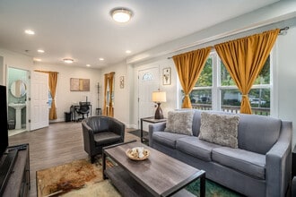 Building Photo - 334 S Wisconsin Ave