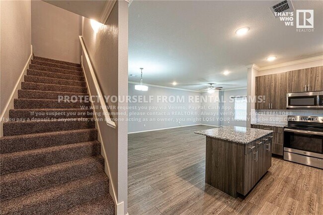 Building Photo - 1284 N Corsica Dr