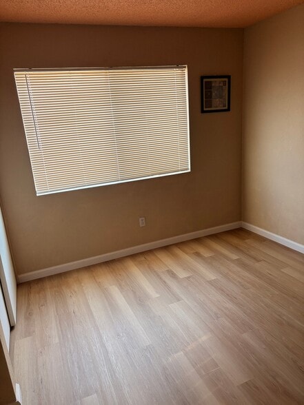 Building Photo - 1027 Mt Olive Dr