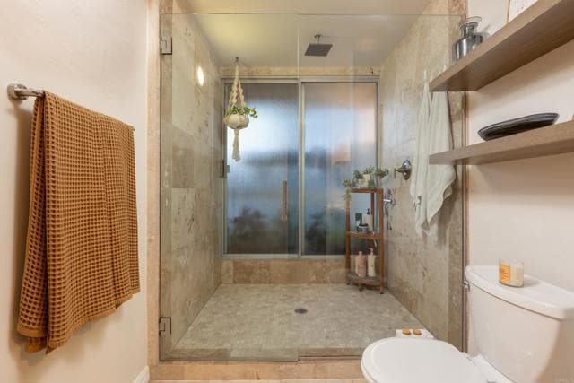 Building Photo - 2311 Caringa Way