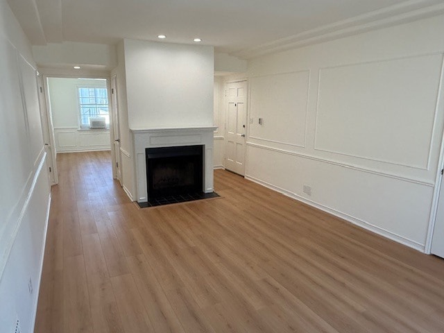 Living Room - 530 N Sycamore Ave