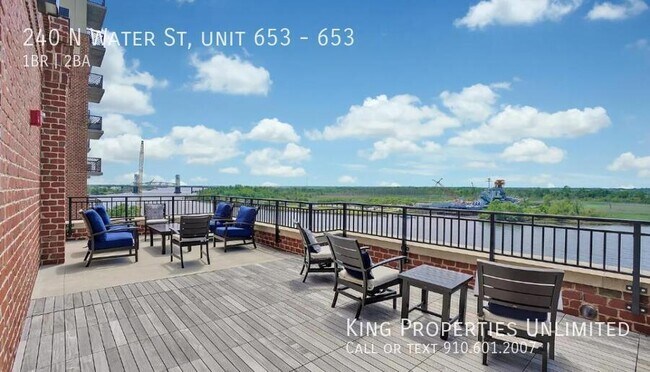 Building Photo - 240 N Water St