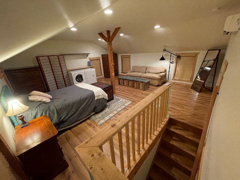 Building Photo - 60 Linglestown Rd