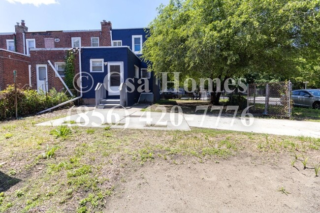 Building Photo - Beautiful 2 Bedroom End Row Home in Liberty Park with Driveway and Shed!