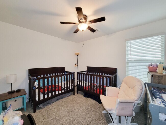 Building Photo - 14741 Hazel Br Dr