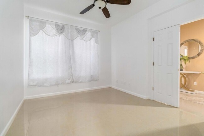 Building Photo - 185 Wading Bird Cir SW