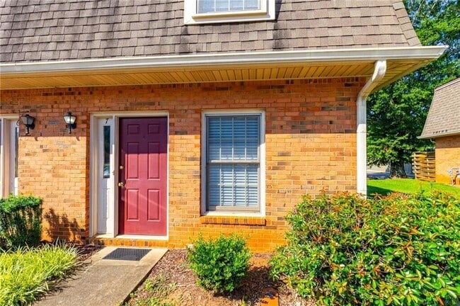 Building Photo - 3730 Old Flowery Branch Rd