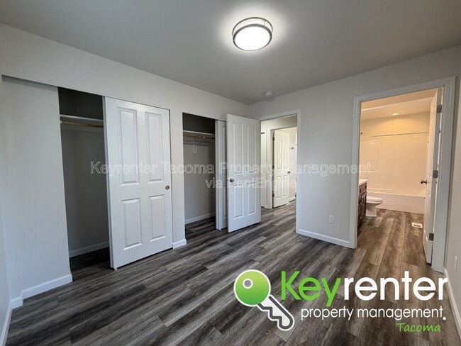 Building Photo - 5431 Clarkston St