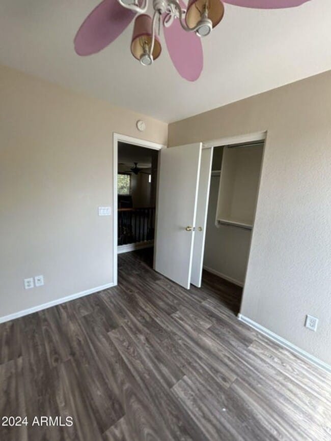 Building Photo - Very Spacious 4 bedroom, 2.5 bath in San Tan Valley