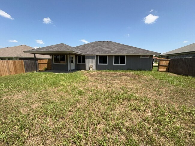 Building Photo - NEW IN MANAGEMENT - AVAILABLE NOW!