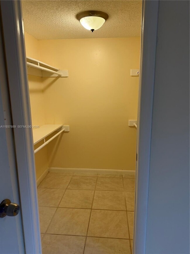 Building Photo - 8500 SW 133rd Avenue Rd