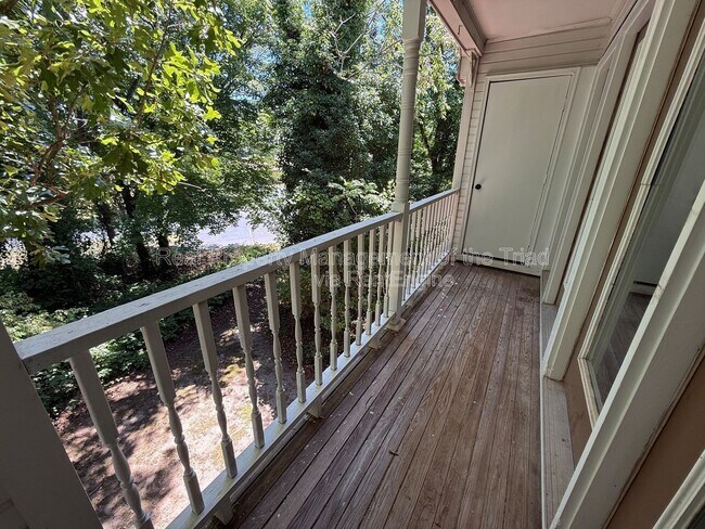 Building Photo - 3117 Darden Rd
