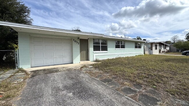 Building Photo - 1037 Berkshire Rd