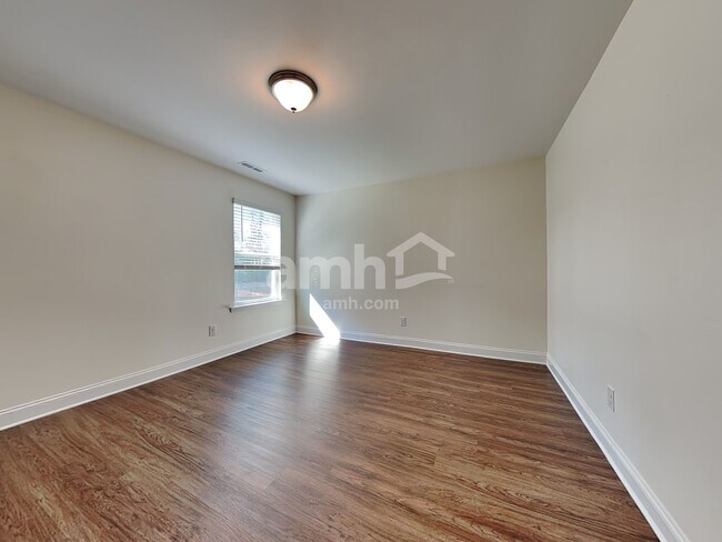 Building Photo - 14114 Millers Creek Ln