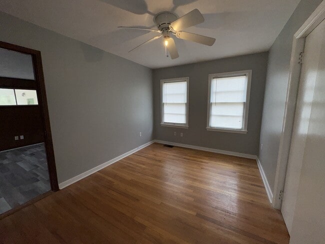 Building Photo - 249 S Sunset Ter