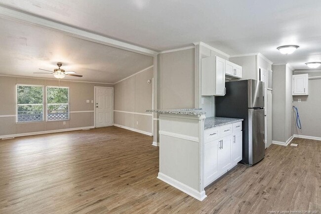 Building Photo - 423 Mcdougald Dr