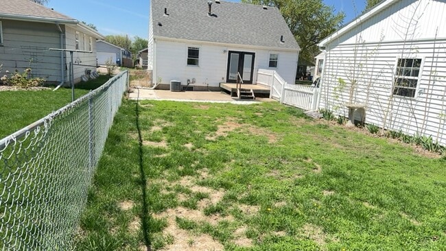 Building Photo - 3 Bedroom House in Sioux Falls!