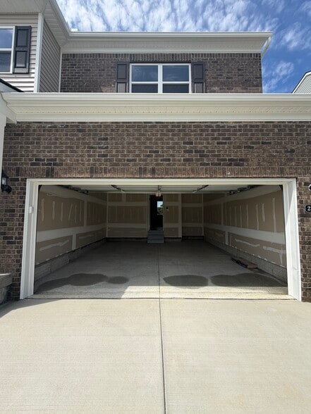 Building Photo - 2135 Aiken Back Ln