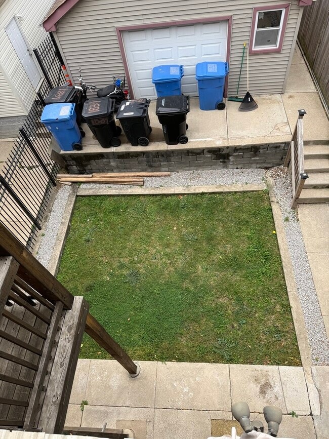 Building Photo - 1839 N Washtenaw Ave