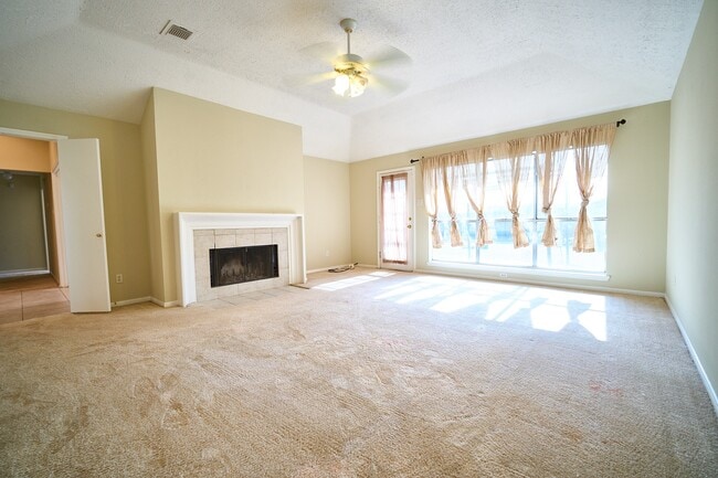 Building Photo - 13407 Nantucket Dr