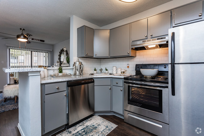 1BR, 1BA - 577SF Kitchen - 5Fifty Apartments