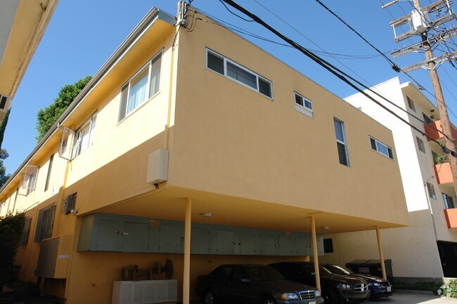 Building Photo - Fruitland Apartments