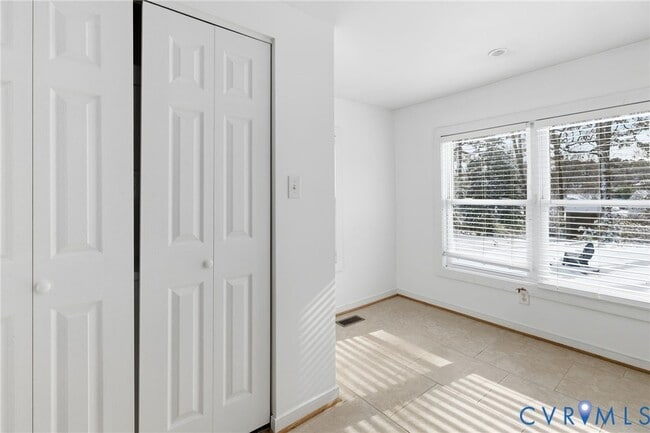 Building Photo - 7117 Brigham Rd