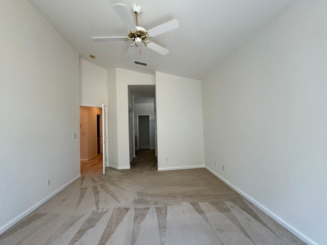 Building Photo - CLEAN AND COZY ONE STORY 3 BED, 2 BATH IN ...