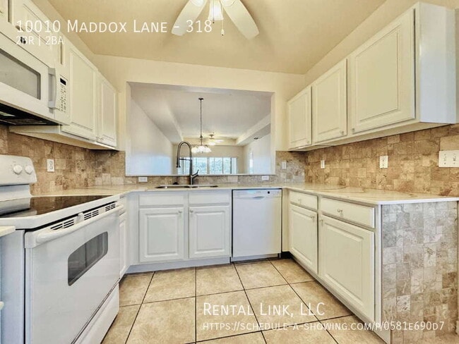 Building Photo - 10010 Maddox Ln