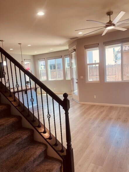 Building Photo - 6251 E Overlook Way