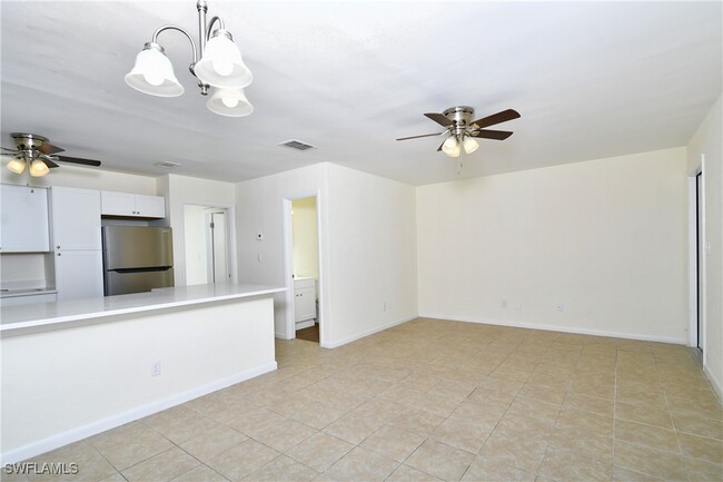 Building Photo - 44 Tangelo Ct