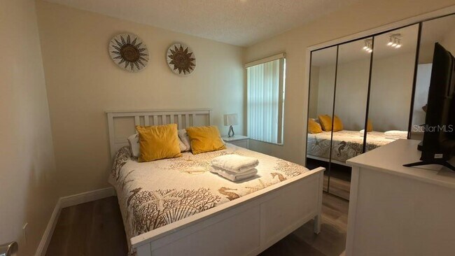 Building Photo - 5003 Laguna Bay Cir