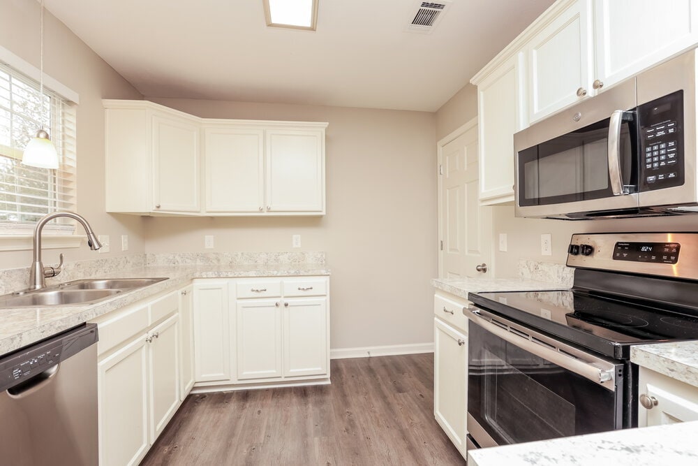 Building Photo - 406 Meagan Cove