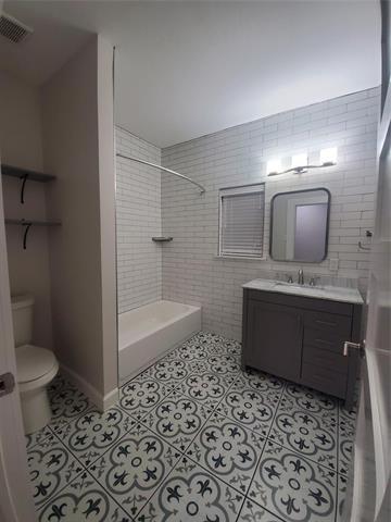 Building Photo - 1017 E Humbolt St