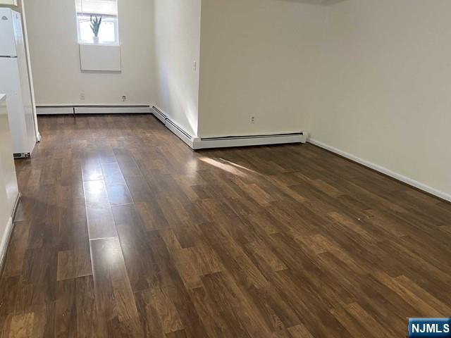 Building Photo - 1462A River