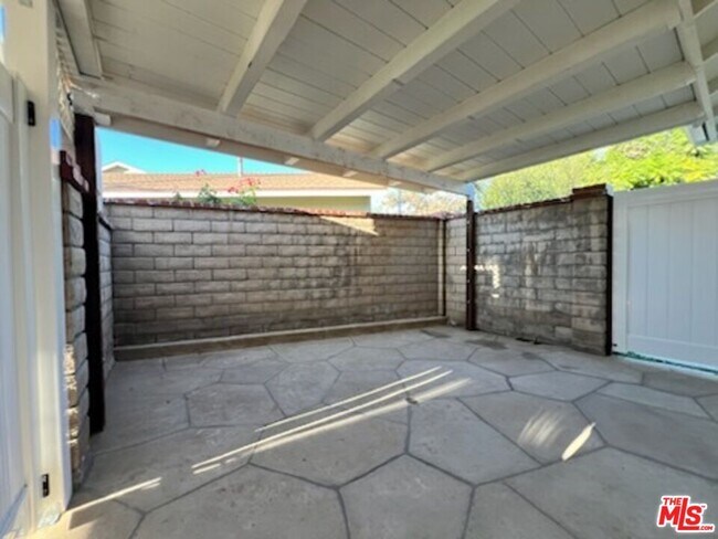 Building Photo - 2739 Dorman St