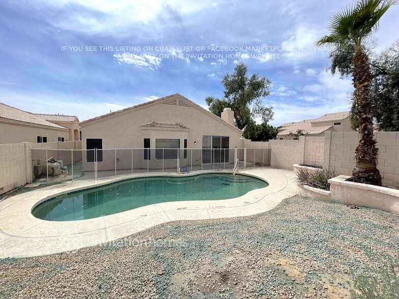 Building Photo - 11432 W Dana Ln