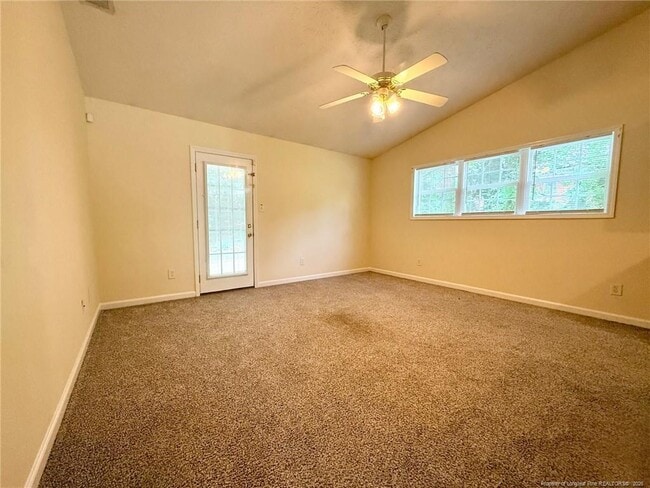 Building Photo - 522 Longview Dr
