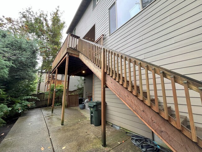 Building Photo - Spacious Corner-Lot Home with Three Levels...