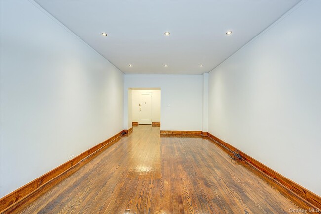 Building Photo - 34-40-40 79th St