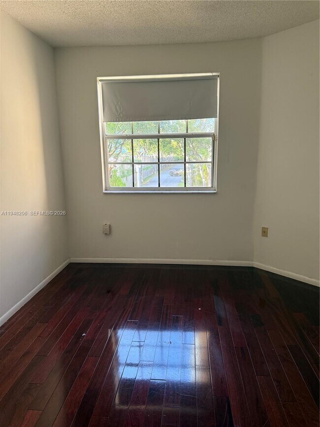 Building Photo - 11864 SW 99th St