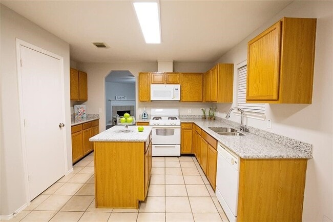 Building Photo - 3638 Siebinthaler Ln