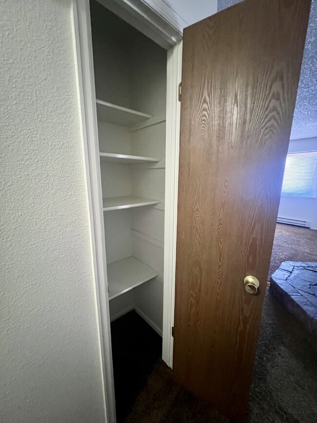 Building Photo - Upper level two bedroom, one bathroom clos...