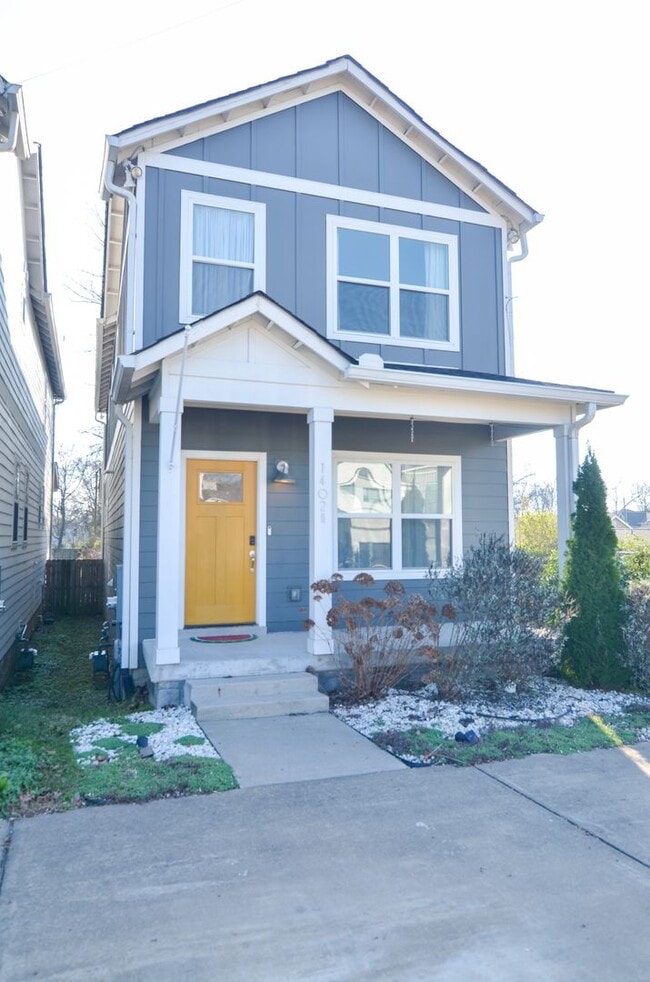 Building Photo - Stunner in East