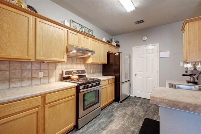 Building Photo - 3303 Cave Dome Path