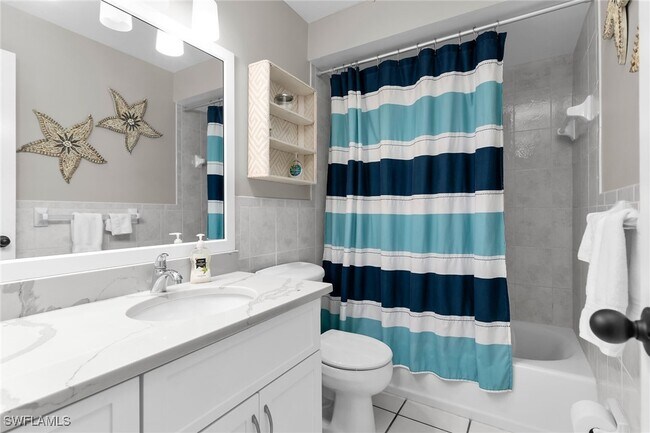 Building Photo - 1337 Wisconsin Dr